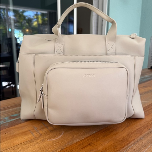 Monos Metro Weekender Duffle - Picture 1 of 9